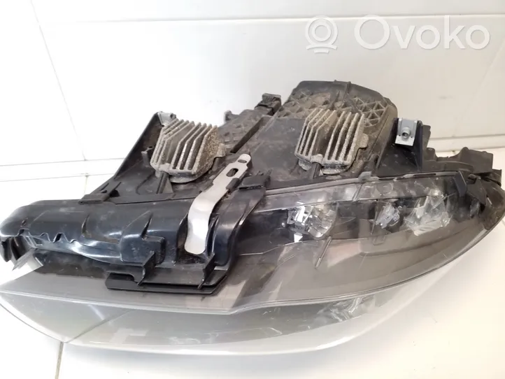 BMW 5 F10 F11 Lampa przednia 731713210