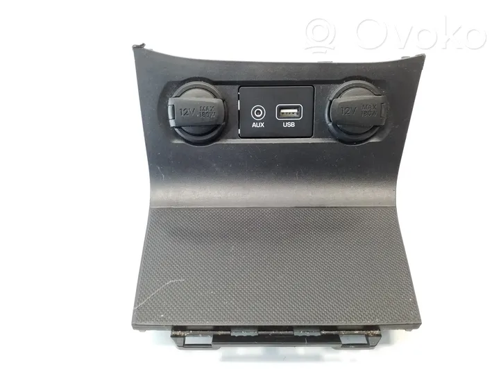 Hyundai i20 (GB IB) Connecteur/prise USB 9831611580