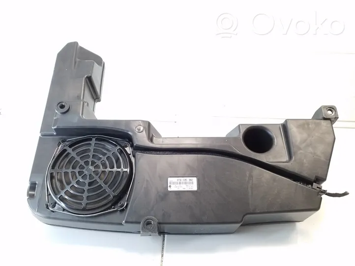 Audi A4 S4 B8 8K Enceinte subwoofer 8T8035382