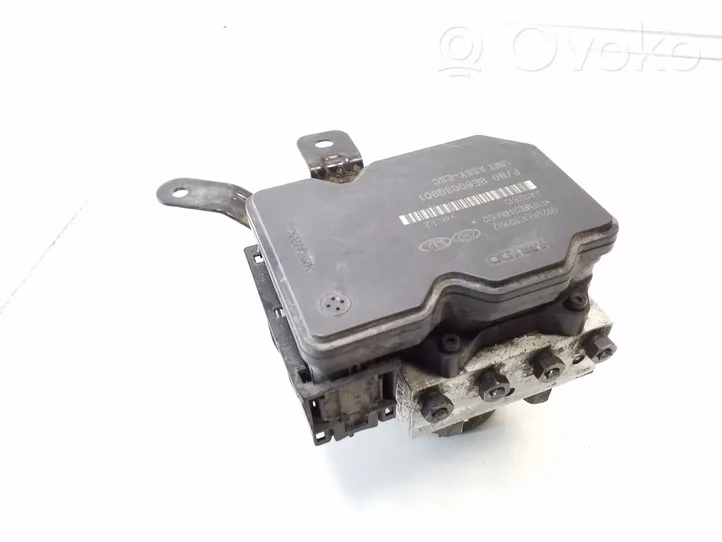 KIA Rio ABS Pump 589201W500