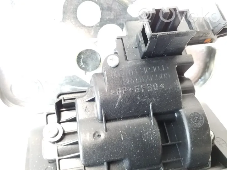 Audi A3 S3 8V Blocco/chiusura/serratura del portellone posteriore/bagagliaio 8R0827505