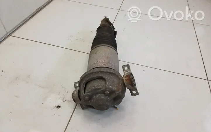 Volkswagen Touareg I Amortisseur de suspension pneumatique 7L6512022E