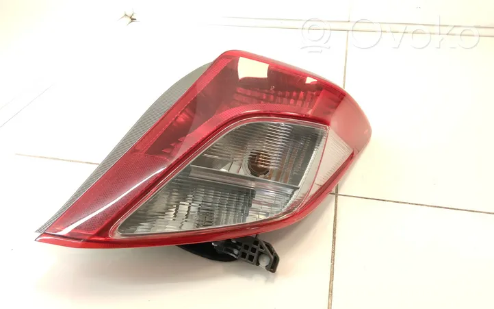 Toyota Yaris Lampa tylna 0D78