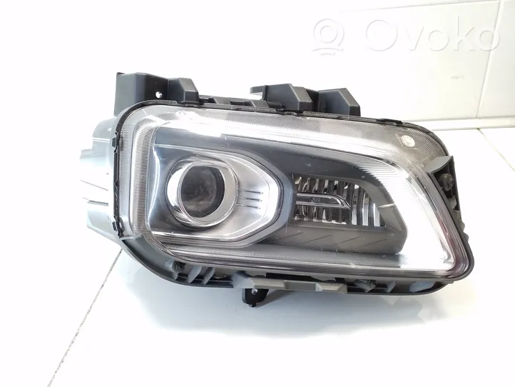 Hyundai Kona I Faro delantero/faro principal 92102J9150