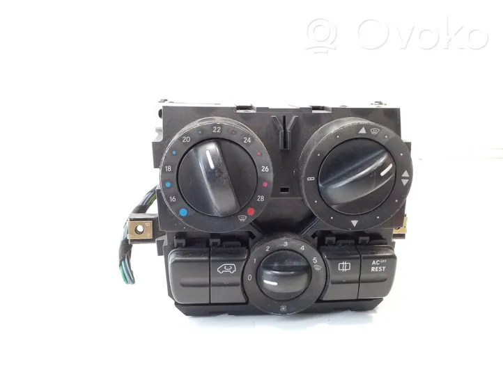 Mercedes-Benz Vito Viano W639 Panel klimatyzacji A6394460728