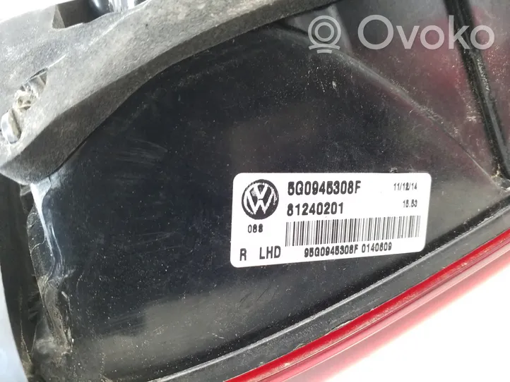 Volkswagen Golf VII Galinis žibintas dangtyje 5Q0945308F