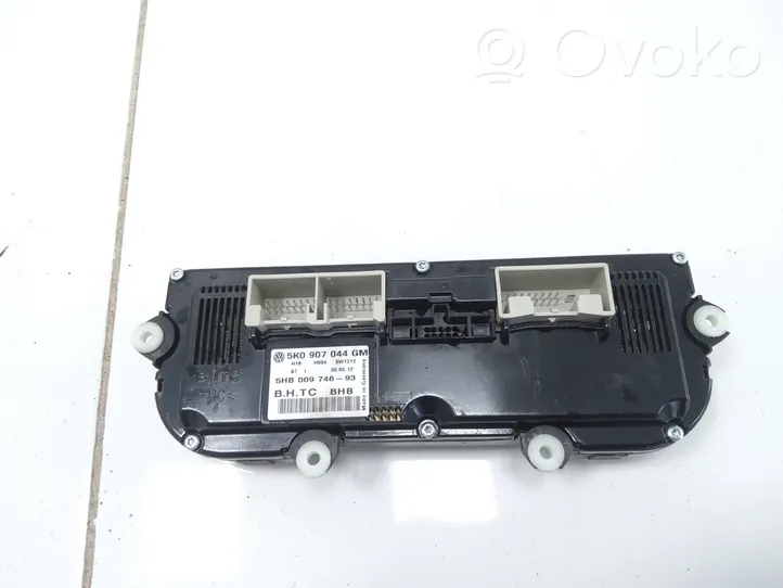 Volkswagen Golf VI Climate control unit 5K0907044