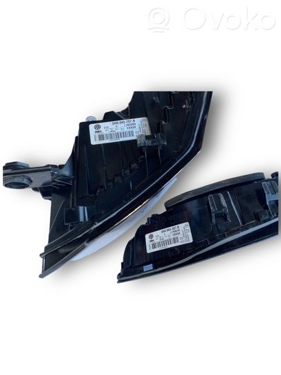 5H0945208B Volkswagen Golf VIII Rückleuchten Heckleuchten Satz Set  