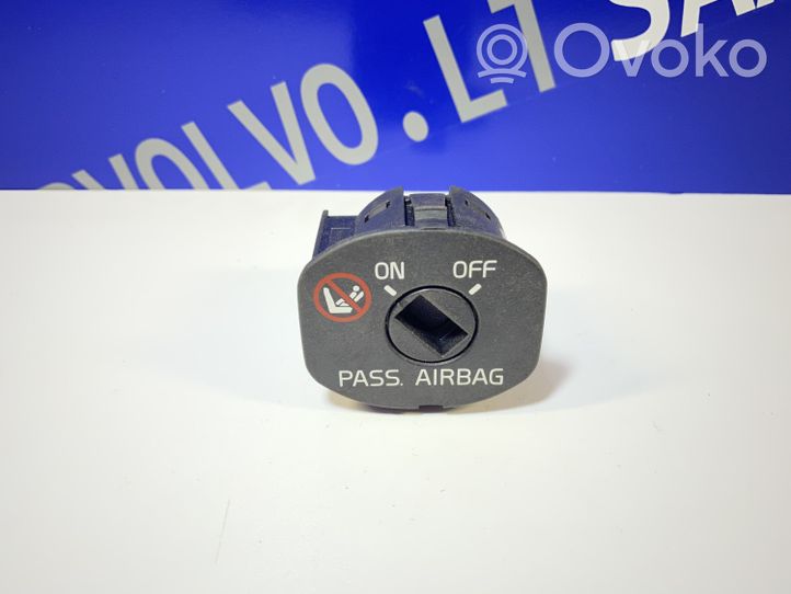 Volvo V50 Interrupteur commutateur airbag passager 08697008