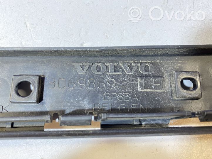 Volvo V50 Mocowanie narożnika zderzaka tylnego 30764231