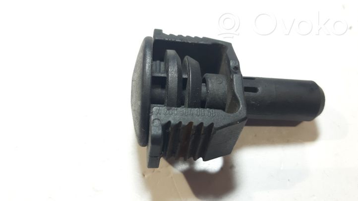 Mercedes-Benz C W203 Support, fixation radiateur 2035040059