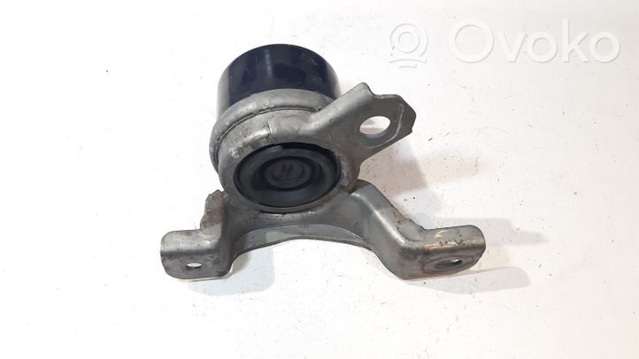 Volvo S80 Supporto di montaggio del motore 30671245