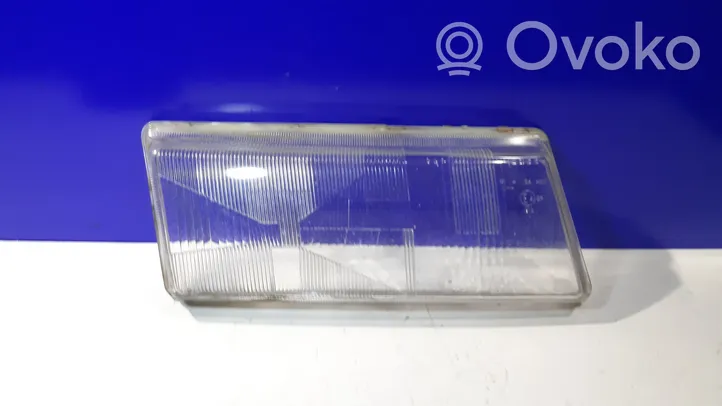 Saab 9000 CD Lampa przednia 9081431