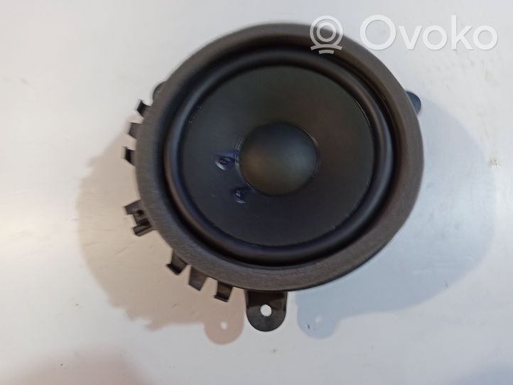 Volvo V60 Enceinte de porte arrière 30657445