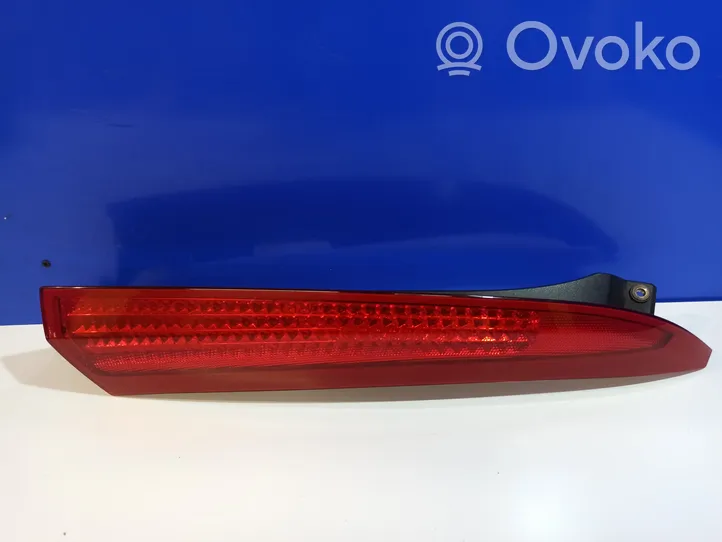Volvo XC90 Lampy tylnej klapy bagażnika 30698142