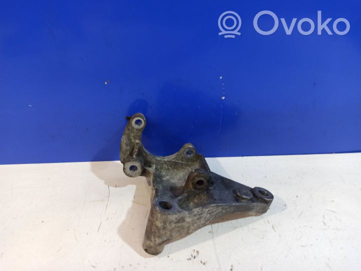 Saab 9-3 Ver2 Supporto di montaggio della pompa del servosterzo 55354828