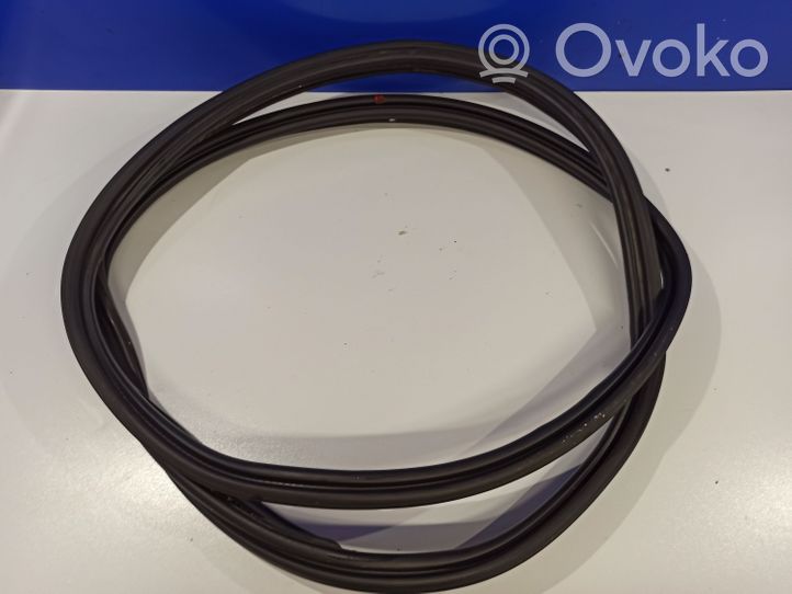 Volvo XC60 Trunk rubber seal (body) 31425976