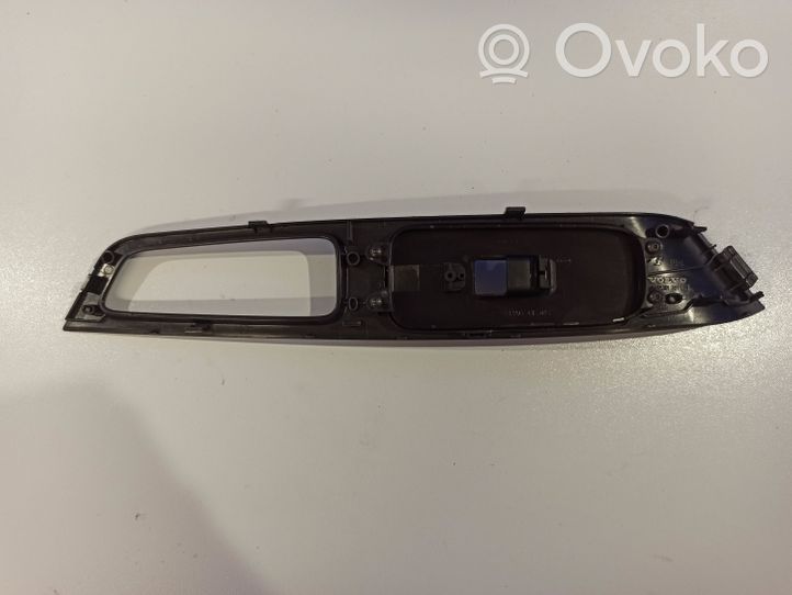 Volvo XC60 Kita priekinių durų apdailos detalė 30766391