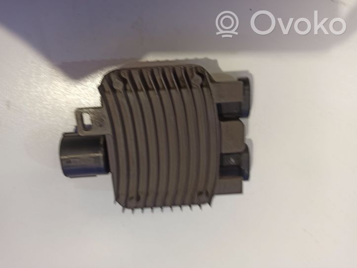 Volvo V60 Coolant fan relay 940013801