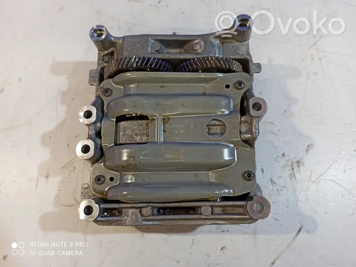 Volvo S60 Pompe à huile 31492531