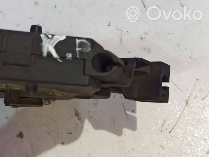 Volvo S60 Engine bonnet/hood lock/catch 31218475