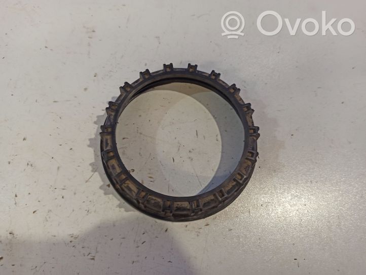 Volvo S40, V40 Support pompe injection à carburant 30873085