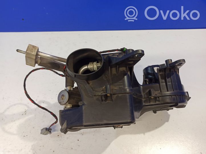 Volvo XC90 Pečiuko ventiliatorius/ putikas 8648251
