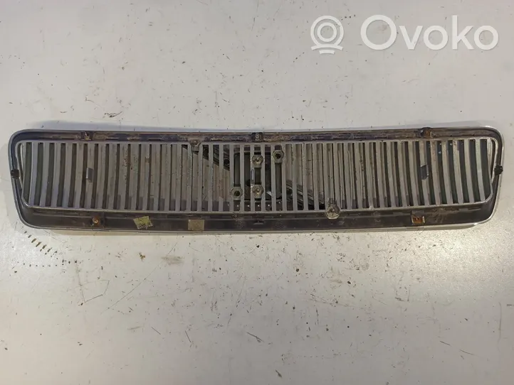 Volvo S40, V40 Grille calandre supérieure de pare-chocs avant 30621339