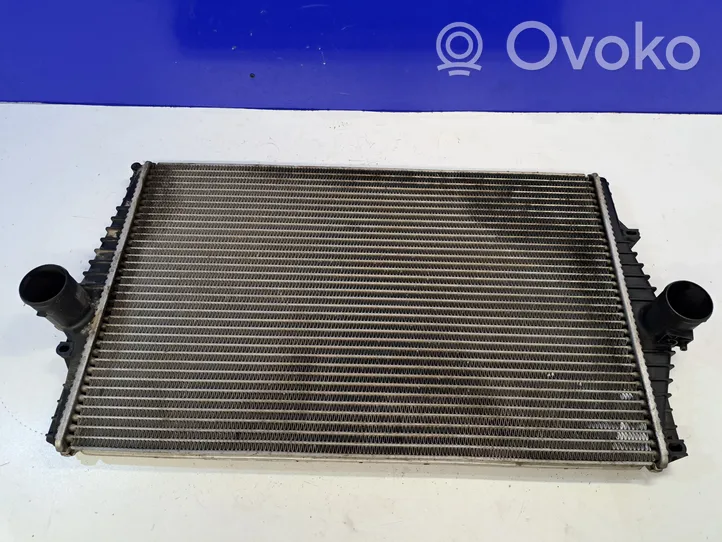 Volvo V70 Chłodnica powietrza doładowującego / Intercooler 31274554