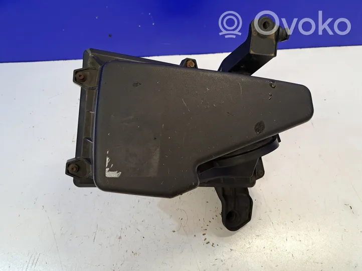 Volvo S40 Oro filtro dėžė 30647748