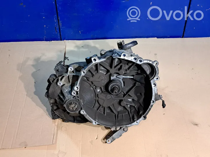 Volvo S60 Manual 6 speed gearbox 36050415