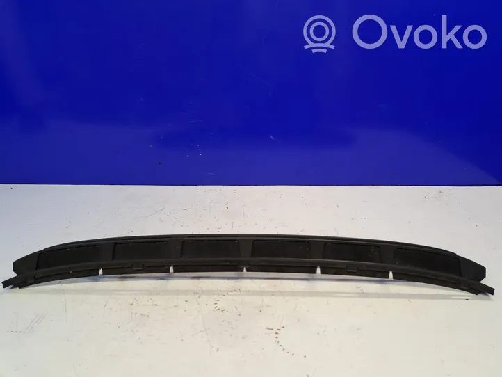 Volvo S60 Etupuskurin alempi jäähdytinsäleikkö 31323858
