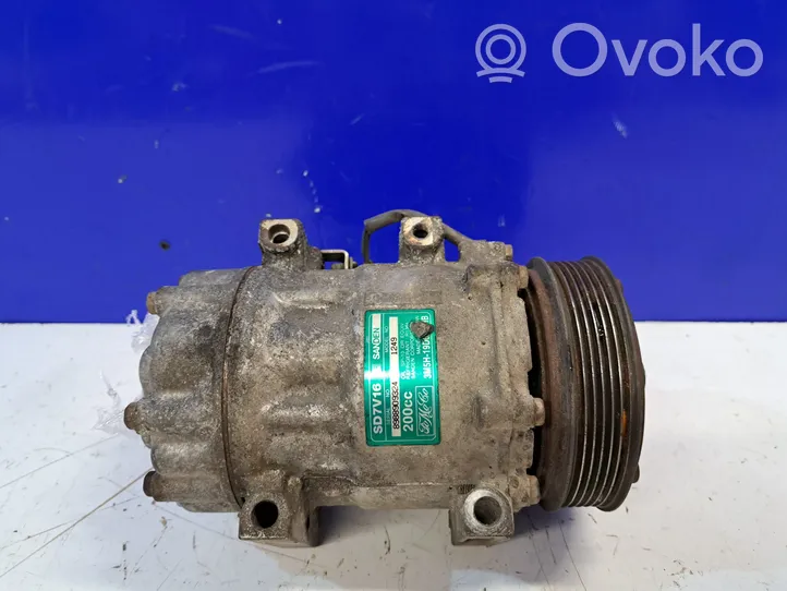 Volvo S40 Compressore aria condizionata (A/C) (pompa) 8988909324