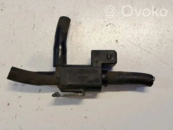 Saab 9-3 Ver2 Valvola di depressione sul supporto motore 55354158