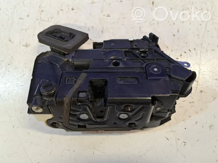 Volkswagen Golf VII Rear door lock 5K4839015S