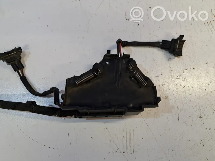 Saab 9-3 Ver2 Jäähdytyspuhaltimen rele 24418357