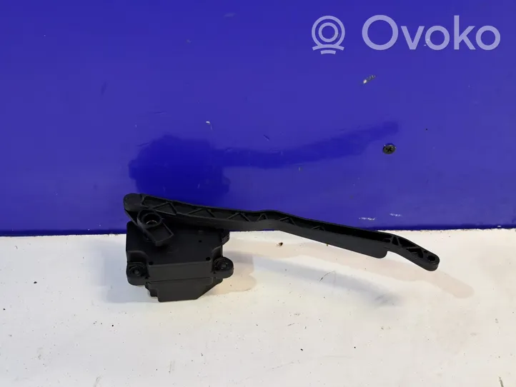 Volvo XC90 Motor/activador trampilla del aire acondicionado (A/C) 8623354