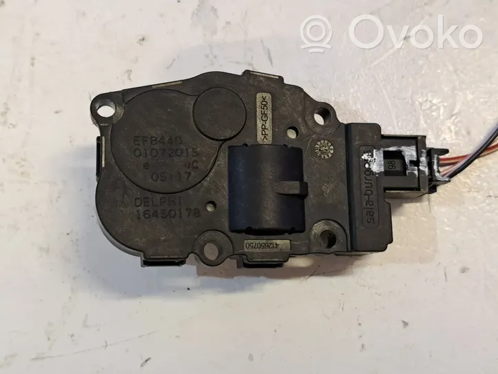 Porsche Cayenne (92A) Motor/activador trampilla del aire acondicionado (A/C) 410475520