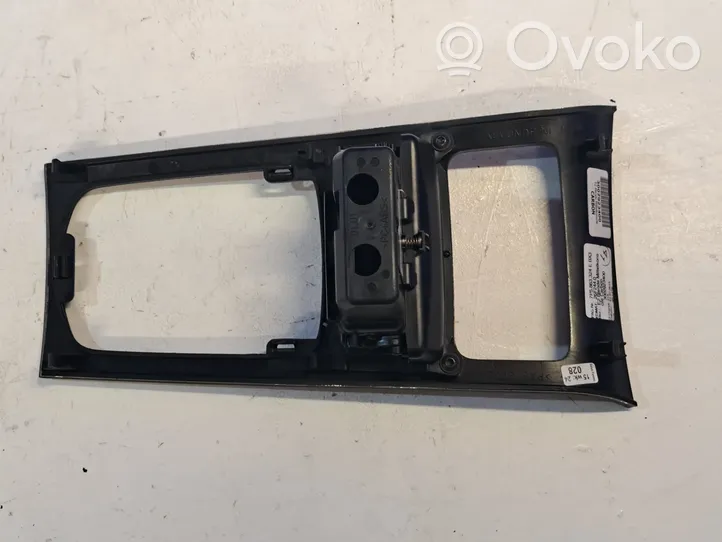 Porsche Cayenne (92A) Contour de levier de vitesses 7P5857273F