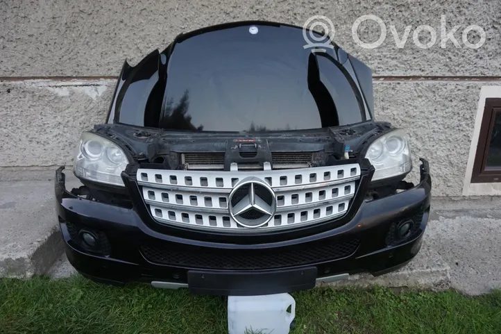 Mercedes-Benz ML W164 Kit de pièce par-chocs avant 