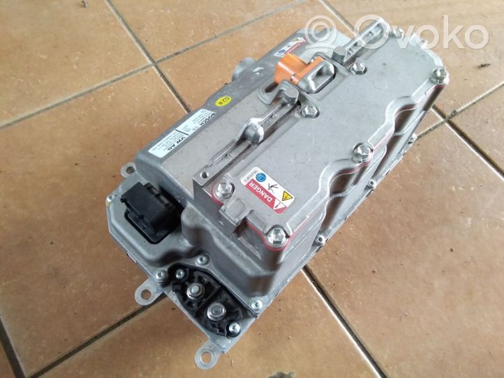 Volkswagen Jetta VI Voltage converter inverter 5C0907070B