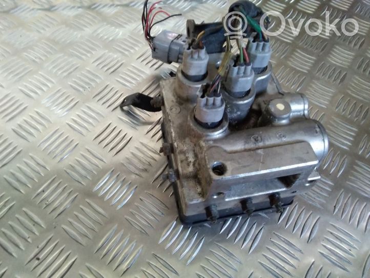 Toyota Prius (XW10) Pompe ABS 4451047030