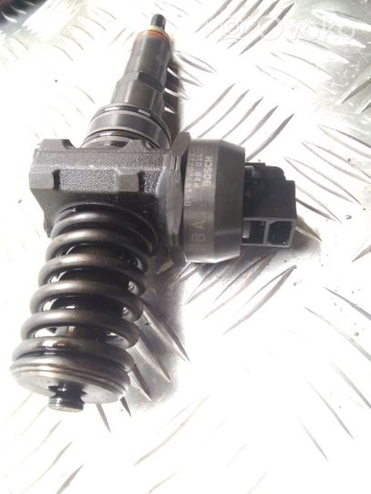 Skoda Fabia Mk1 (6Y) Injecteur de carburant 038130073AG