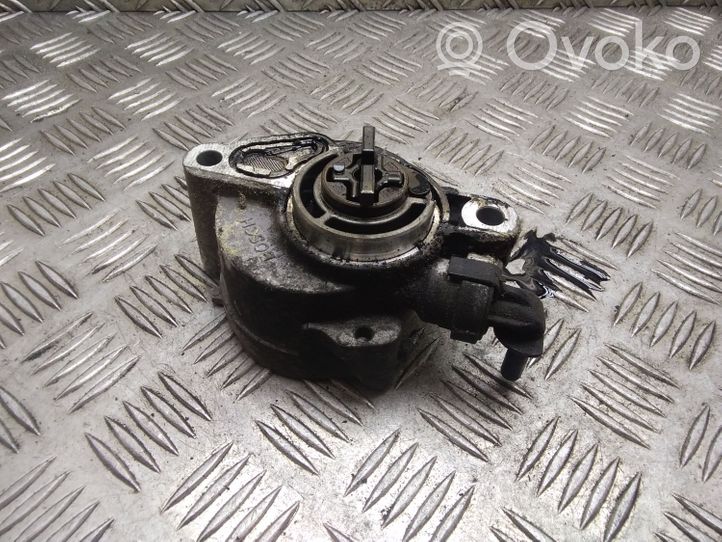 Volvo C30 Pompe à vide D1562C1