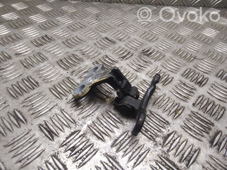 Volvo C30 Charnière supérieure de porte avant 30784887