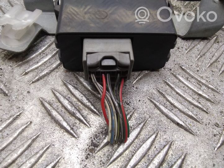 Toyota Prius (XW10) Module de passerelle 8911147010