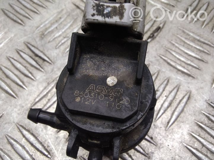 Mazda 3 I Pompe de lave-glace de pare-brise 8603109120