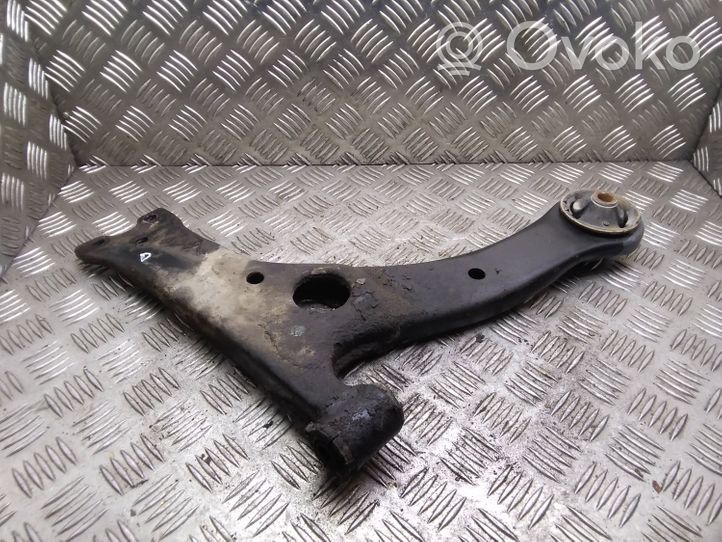 Toyota Corolla Verso AR10 Fourchette, bras de suspension inférieur avant 486550F010