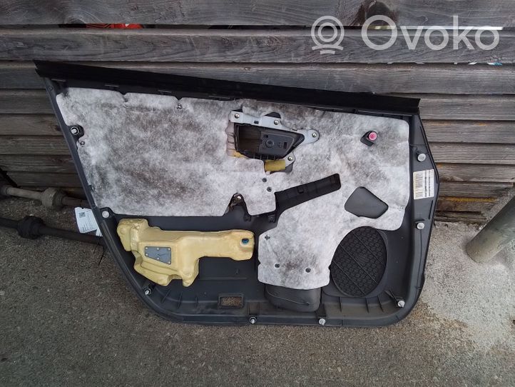 Toyota Prius (XW30) Etuoven verhoilu 67777X1B06