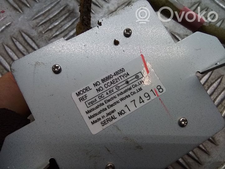 Lexus RX 330 - 350 - 400H Pystyantennivahvistin 8686048050